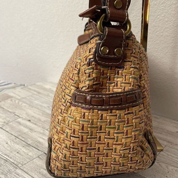 Fossil Vintage Straw and Leather Shoulder Bag - Picture 5 of 16